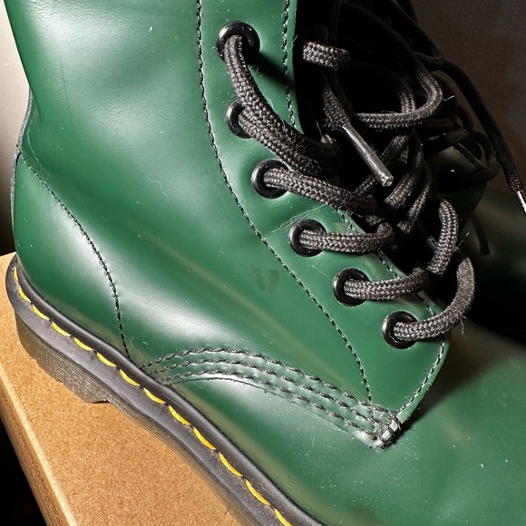 Dr. Martens Forest Green Leather Boots - Picture 4 of 6